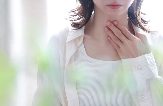 【北松戸】喉の違和感が続く…検査で異常なしと言われた方へ｜自律神経・首こりとの関係とは？